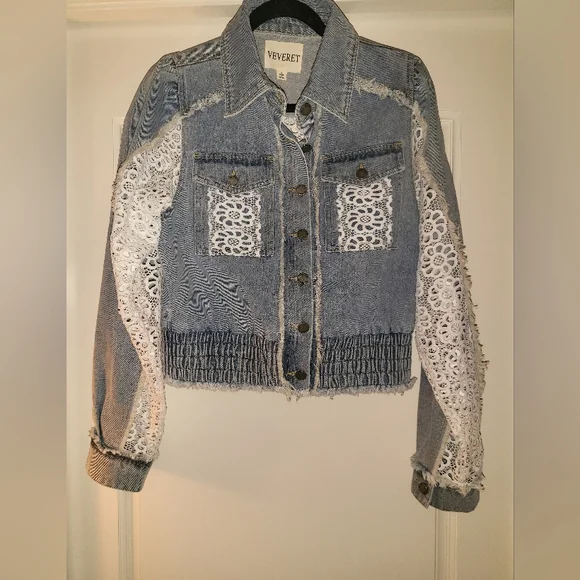 NEW Veveret Light Blue Jean Jacket with Eyelet Lace Size Small - Picture 8 of 17